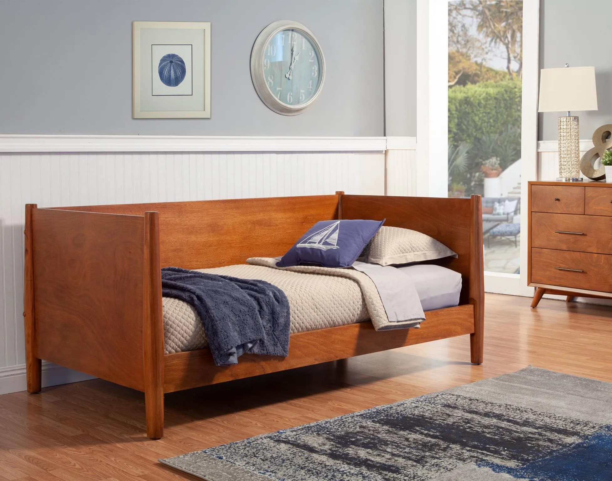 Brynn Panel Bed