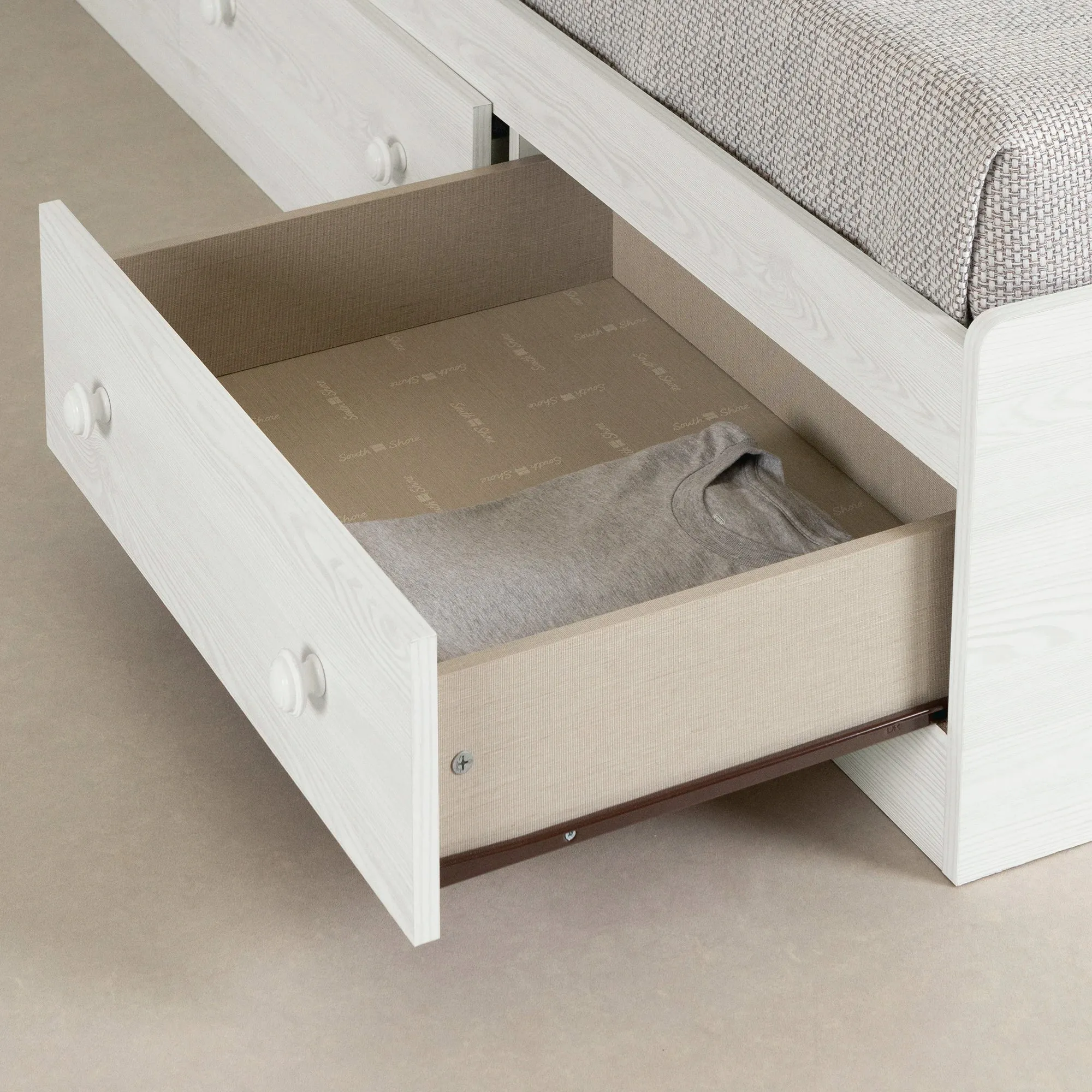 Mates Bed with 3 Drawers - Summer Breeze