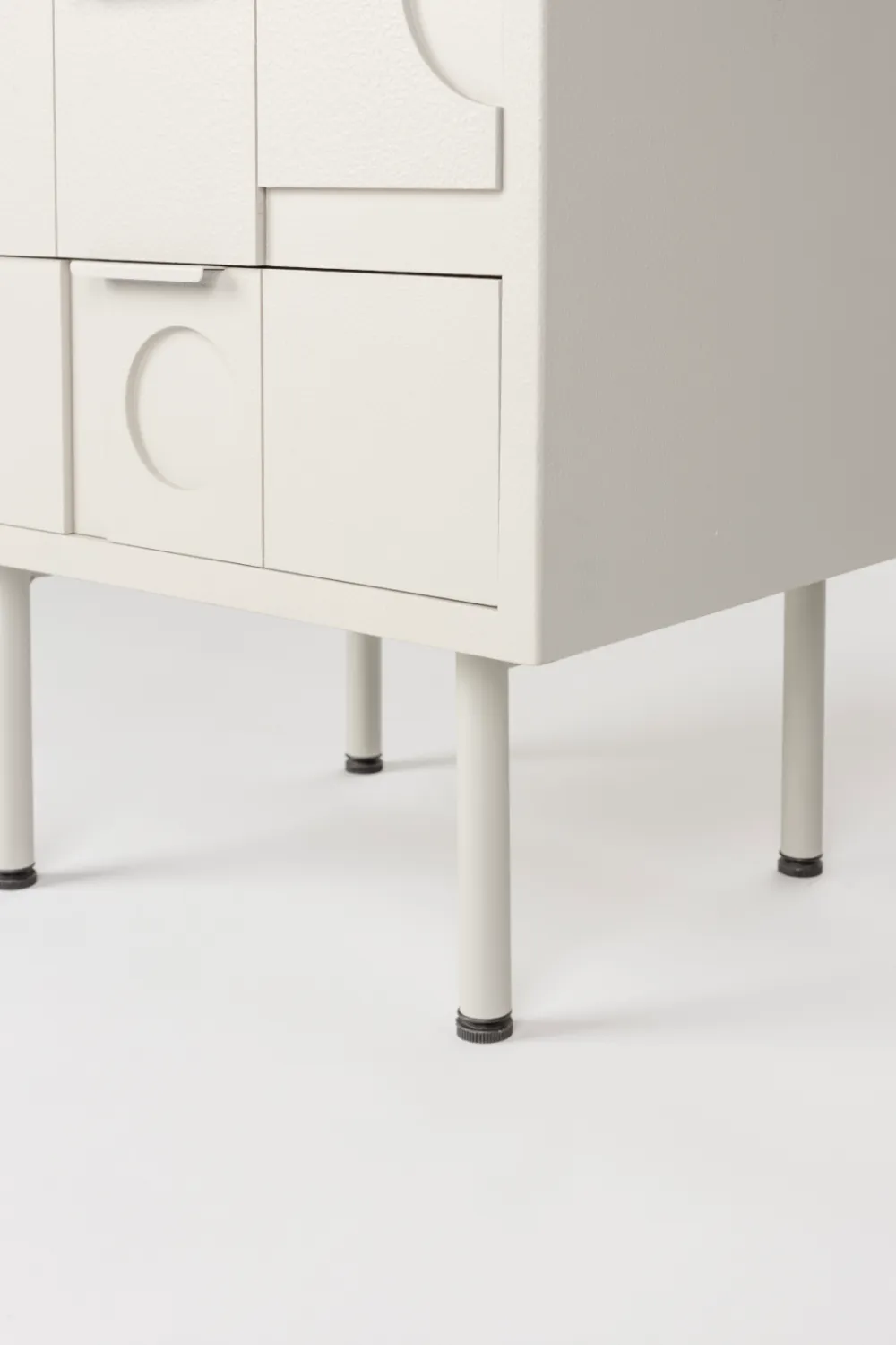 White Wooden Bedstand | DF Funk